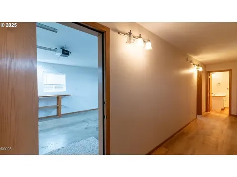203 SE Surf Avenue Lincoln City OR 97367