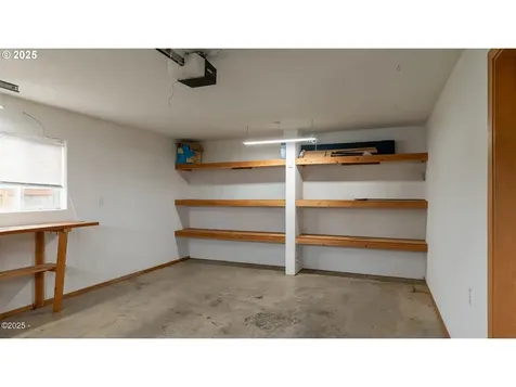 203 SE Surf Avenue Lincoln City OR 97367