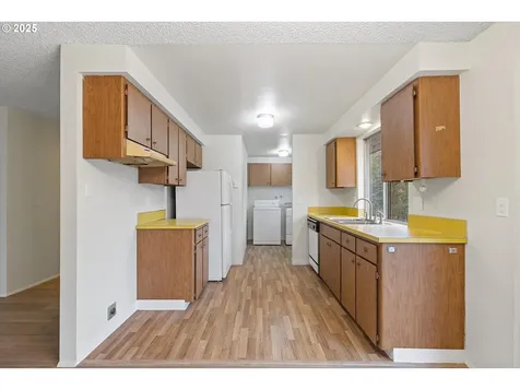 3210 NE 2nd Court Gresham OR 97030