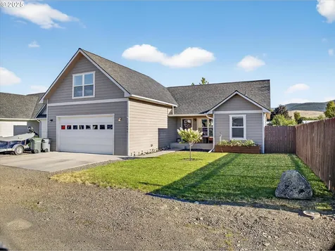 2806 Athens Court La Grande OR 97850