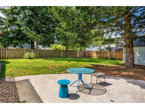 15237 E Burnside Street Portland OR 97233