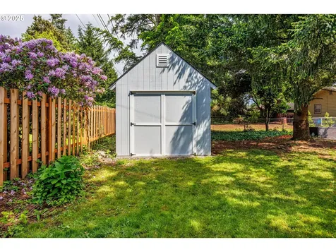15237 E Burnside Street Portland OR 97233