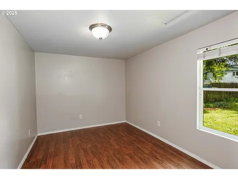 15237 E Burnside Street Portland OR 97233