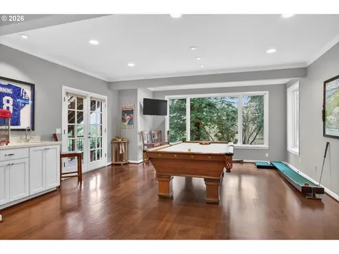 1414 Country Commons Lake Oswego OR 97034