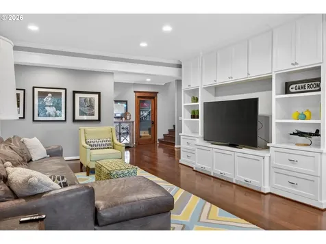 1414 Country Commons Lake Oswego OR 97034