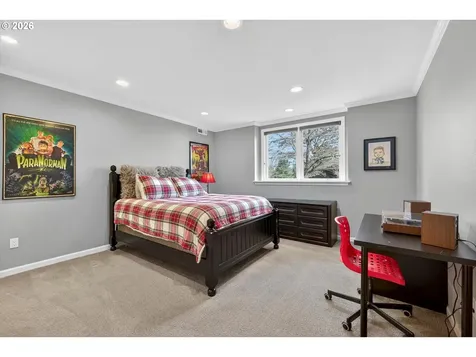 1414 Country Commons Lake Oswego OR 97034