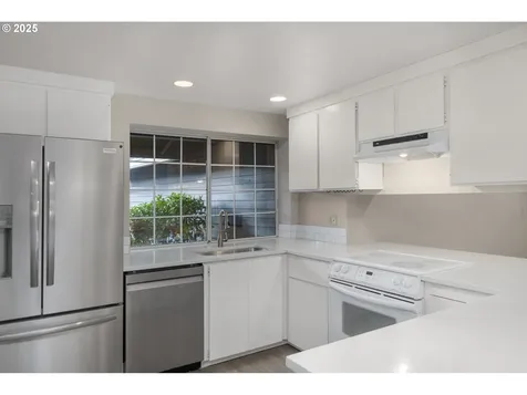12130 SW Morning Hill Drive Portland OR 97223