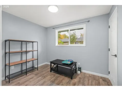 9028 N Chautauqua Place Portland OR 97217