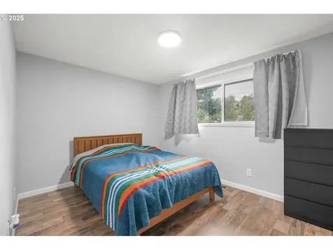 9028 N Chautauqua Place Portland OR 97217