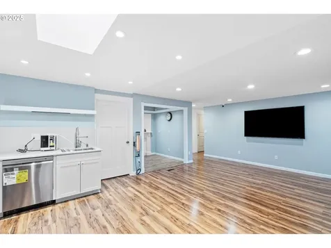 15040 SW 92nd Avenue Portland OR 97224