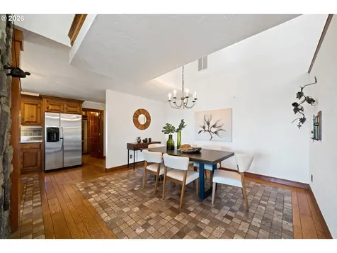1777 Skyland Drive Lake Oswego OR 97034