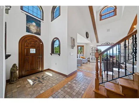 1777 Skyland Drive Lake Oswego OR 97034