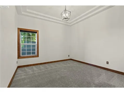 1777 Skyland Drive Lake Oswego OR 97034