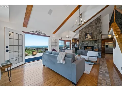 1777 Skyland Drive Lake Oswego OR 97034
