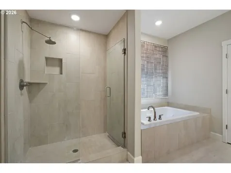 12300 NE 56th Avenue Vancouver WA 98686