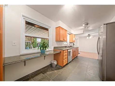 850 SE 169th Drive Portland OR 97233
