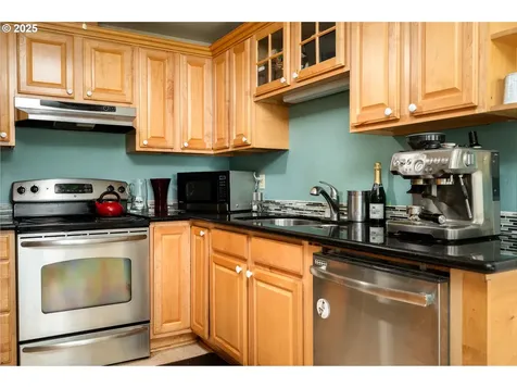 580 SE 2nd Avenue Canby OR 97013