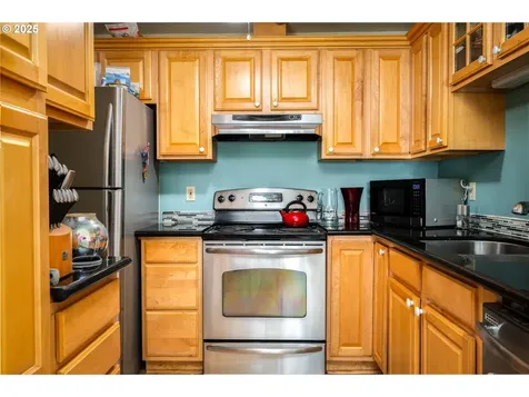 580 SE 2nd Avenue Canby OR 97013