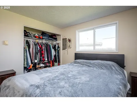 580 SE 2nd Avenue Canby OR 97013