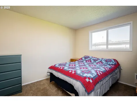 580 SE 2nd Avenue Canby OR 97013