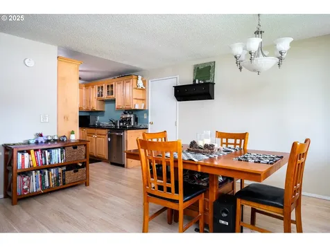 580 SE 2nd Avenue Canby OR 97013