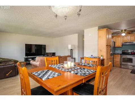 580 SE 2nd Avenue Canby OR 97013
