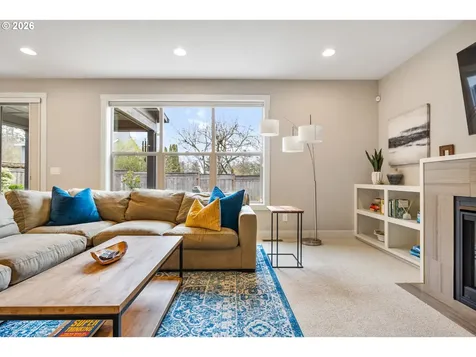 9635 SW 48th Avenue Portland OR 97219