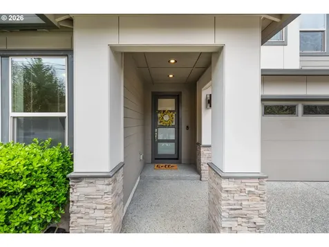 9635 SW 48th Avenue Portland OR 97219
