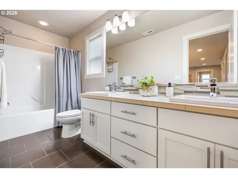 9635 SW 48th Avenue Portland OR 97219
