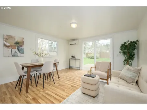 2571 Alder Street Eugene OR 97405