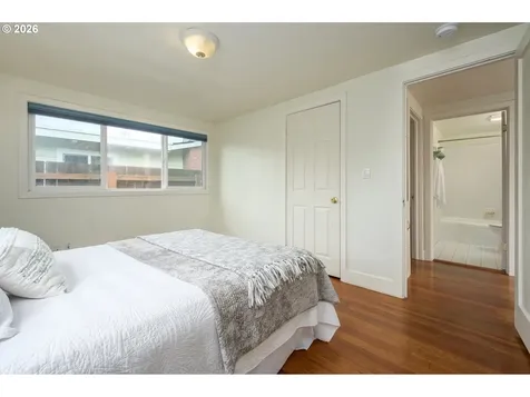 2571 Alder Street Eugene OR 97405
