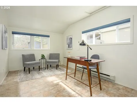 2571 Alder Street Eugene OR 97405