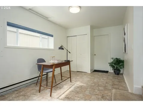 2571 Alder Street Eugene OR 97405