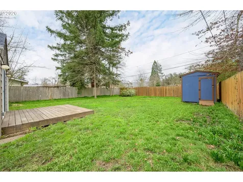 2571 Alder Street Eugene OR 97405