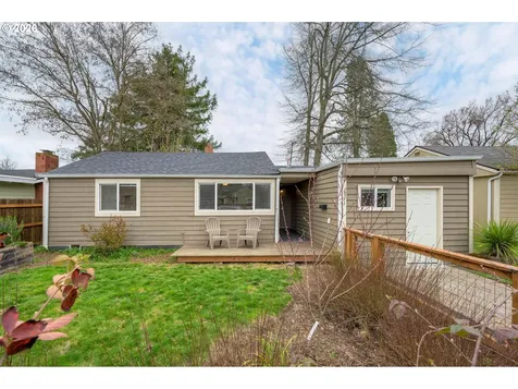 2571 Alder Street Eugene OR 97405