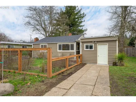 2571 Alder Street Eugene OR 97405