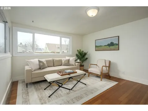 2571 Alder Street Eugene OR 97405