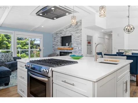 416 NW 19th Court Newport OR 97365