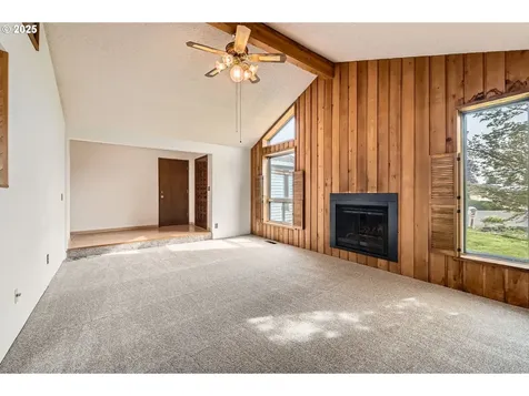 20750 NW Highland Court Portland OR 97229