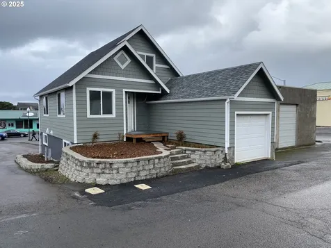 1333 NE Keel Avenue Lincoln City OR 97367