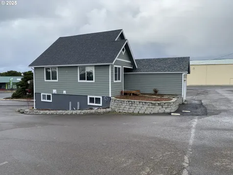 1333 NE Keel Avenue Lincoln City OR 97367