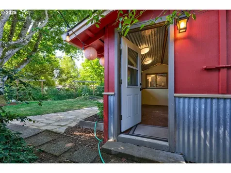1430 NW 15th Street Corvallis OR 97330