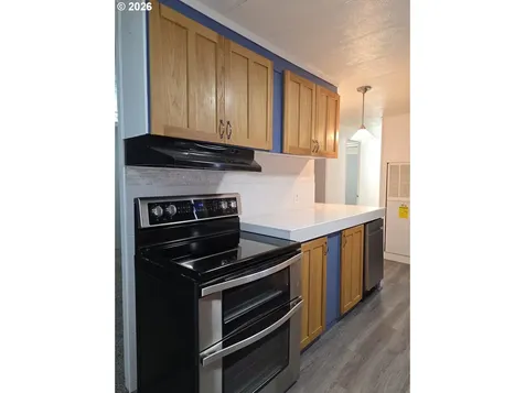 19776 SE Stark Street Portland OR 97233