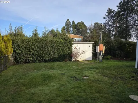 19776 SE Stark Street Portland OR 97233