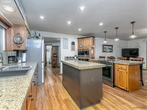 34777 SE Gunderson Road Sandy OR 97055