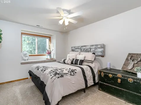 34777 SE Gunderson Road Sandy OR 97055