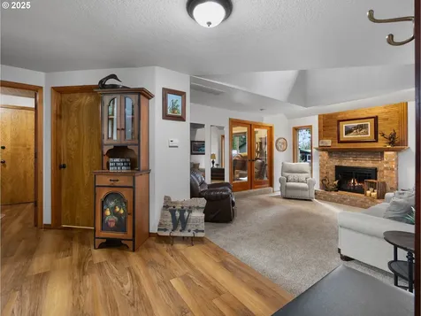 34777 SE Gunderson Road Sandy OR 97055