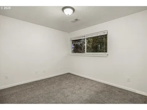 648 SE 137th Avenue Portland OR 97233
