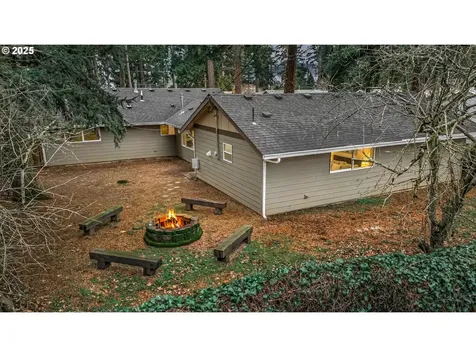 648 SE 137th Avenue Portland OR 97233