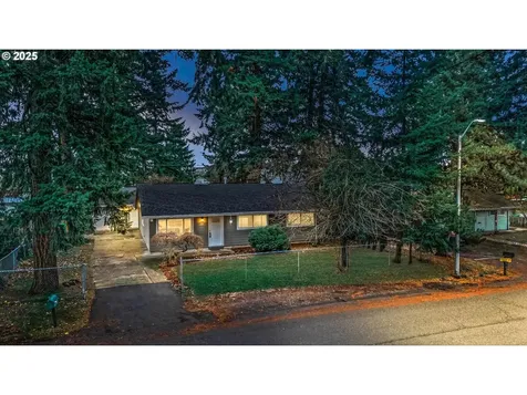 648 SE 137th Avenue Portland OR 97233
